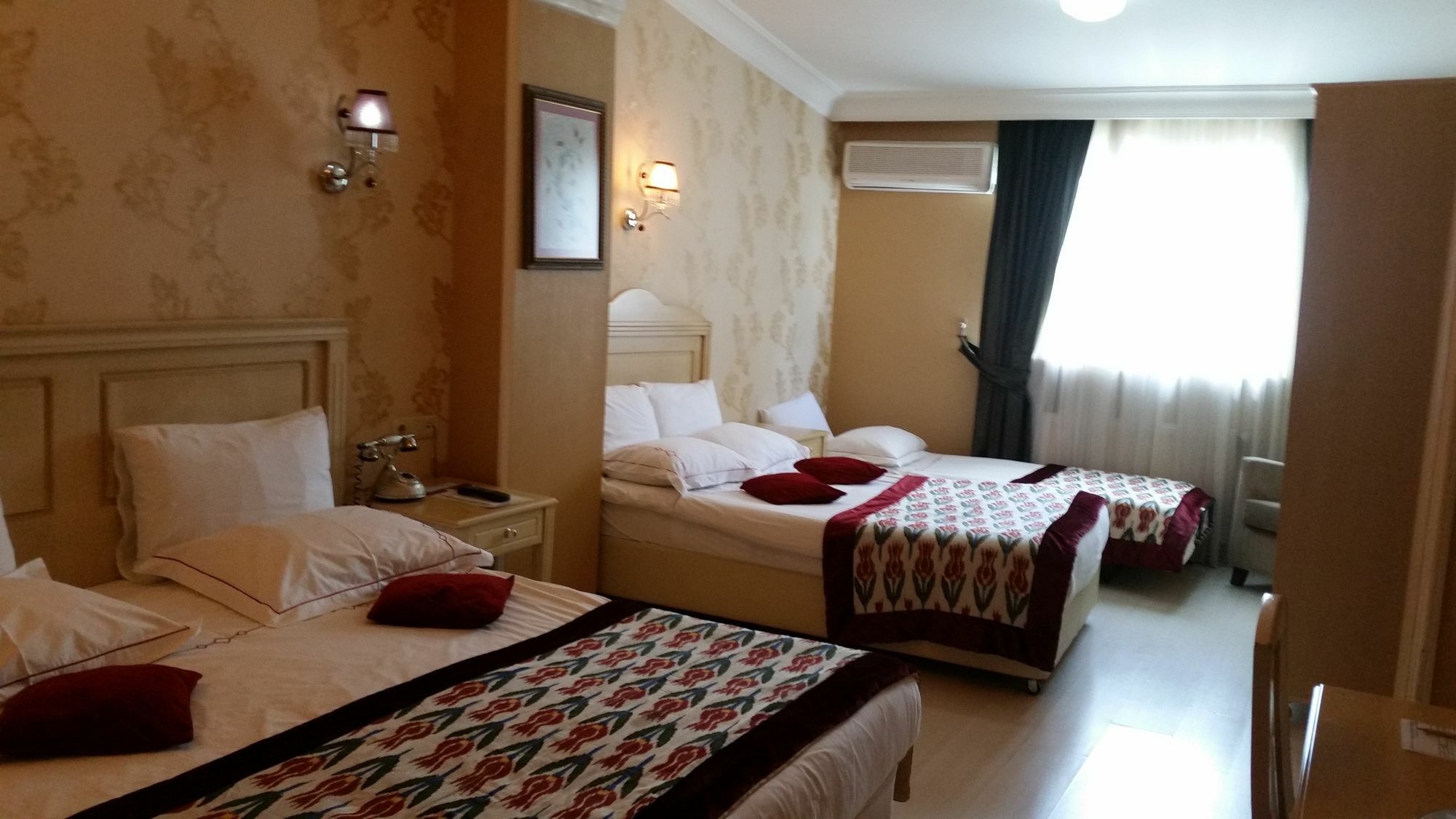 Divas Silver Istanbul Bagian luar foto